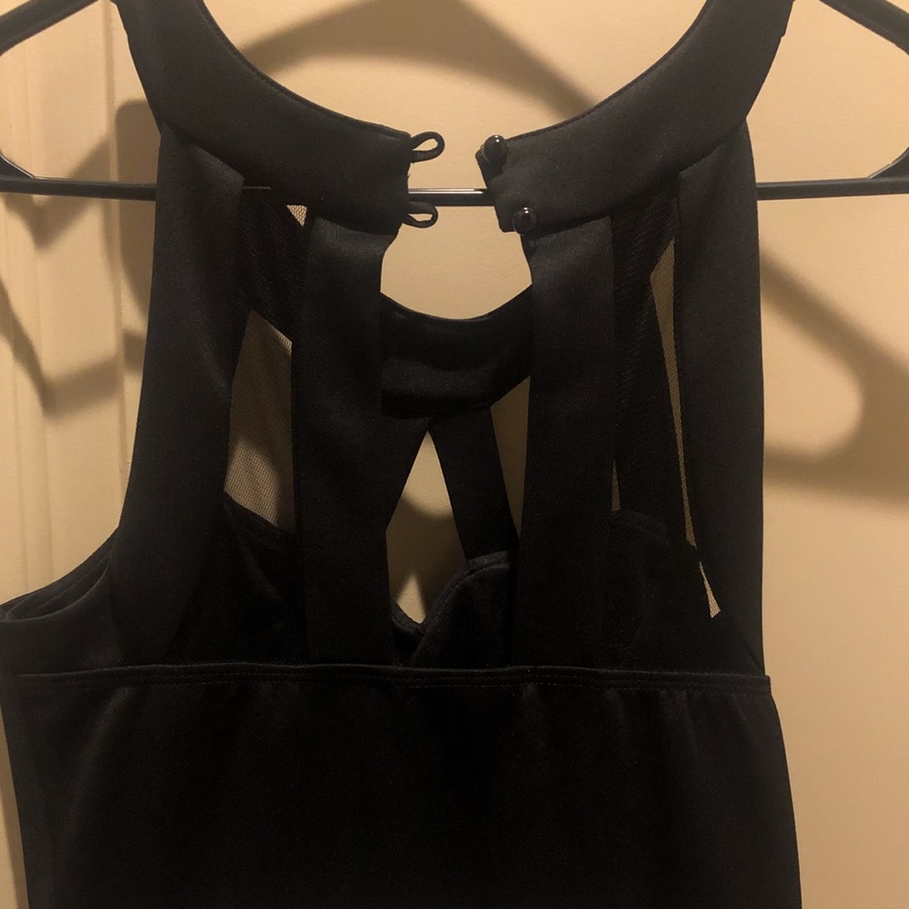 Dress ➰ - Picture 2 of 3